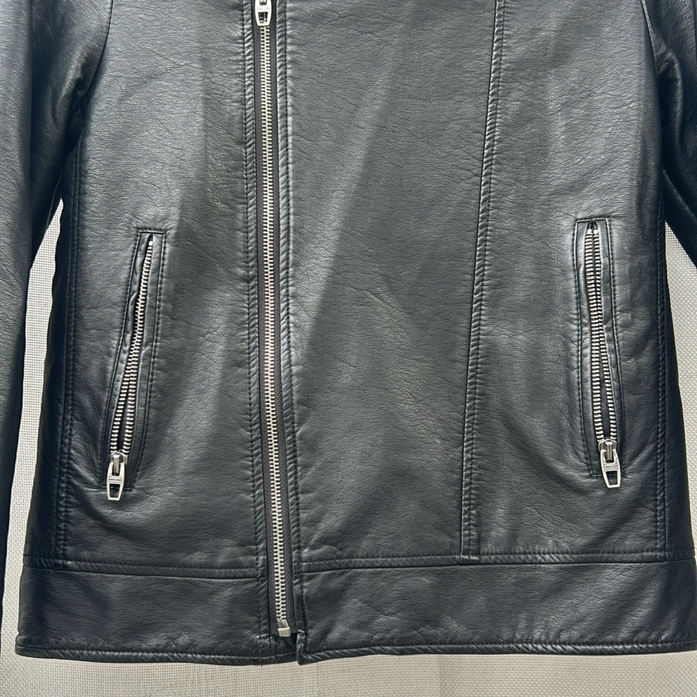 Jacket - Picture 2 of 10